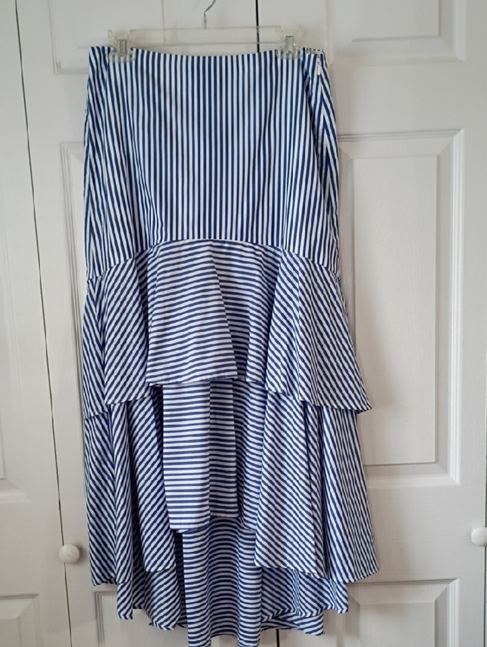 NWT Banana Republic Navy and White Striped High-Low Tiered Skirt
